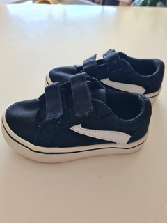 Zapatillas George talle 7 USA largo pie 15 cms - maria del este
