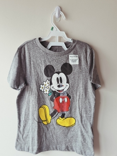 Remera Old Navy 6-7 años
