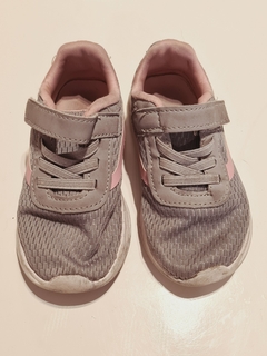 Zapatillas 16 cms largo - comprar online