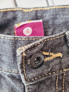 Bermudas Owoko 18 meses en internet