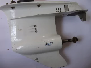 rabeta johnson 60-70 hp 3 cilindros -usada em bom estado 