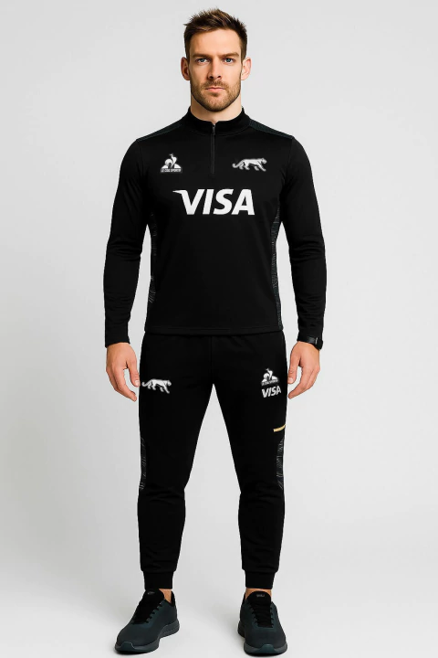 CONJUNTO LOS PUMAS TRAINING