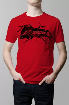 Remera Massive Attack roja hombre