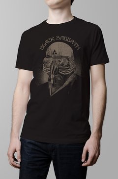 Remera Black Sabbath negra hombre