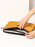 Sobre Porta Notebook Ocre - Premium - online store