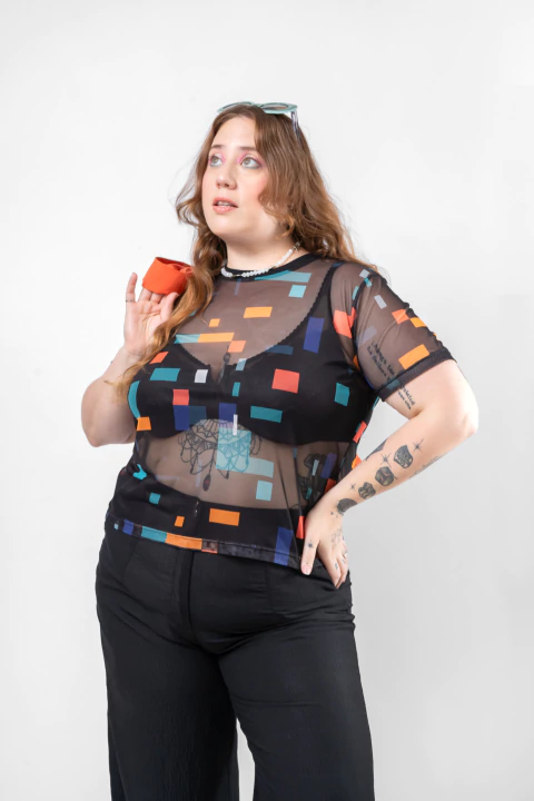 PRE-VENTA Remera Sophie Microtul TV Black - comprar online