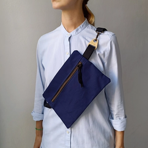 Riñonera Plana Azul marino