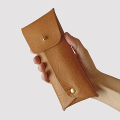 Cartuchera Plana Caramelo - comprar online