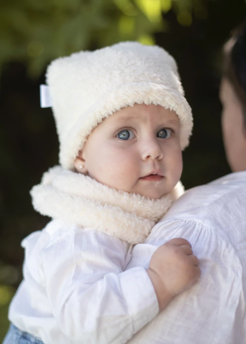 Cuellito o Gorrito de Micropiel Natural lisa - comprar online