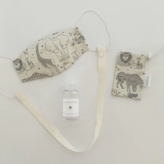 Conjunto Barbijo, Porta Barbijo y Porta Alcohol en Gel Bosque Gris