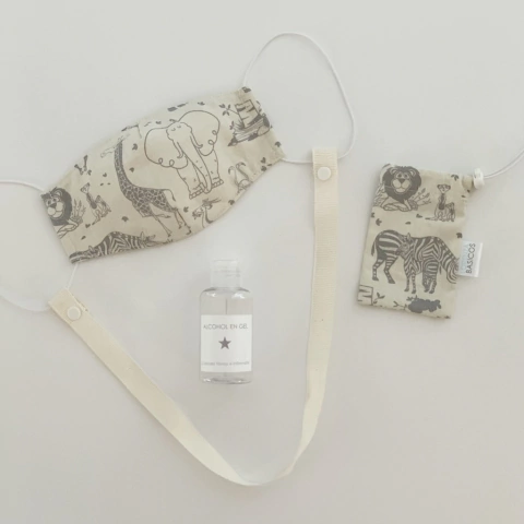 Conjunto Barbijo, Porta Barbijo y Porta Alcohol en Gel Bosque Gris