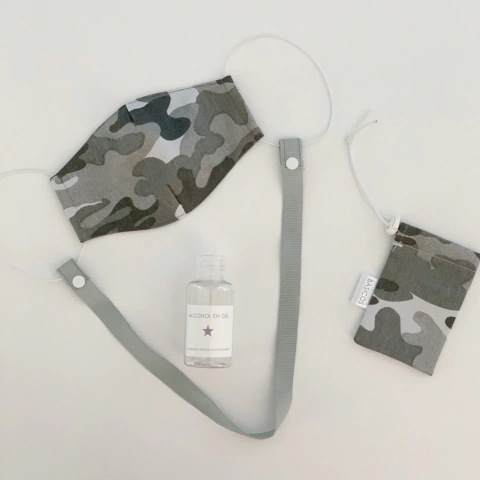 Conjunto Barbijo, Porta Barbijo y Porta Alcohol en Gel Camuflado Gris