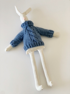 Conejo de Apego de Tela con Sweater Tejido Azul - comprar online