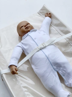 Cambiador Rígido Anti Vuelco con Cinturón de Seguridad Tusor Natural - comprar online