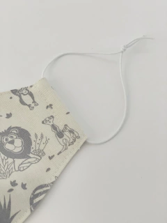 Conjunto Barbijo, Porta Barbijo y Porta Alcohol en Gel Bosque Gris - Lorenza Básicos 