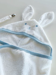 Toallón Manos Libres Celeste - comprar online