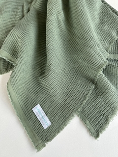 Manta Baby & Deco Grande Waffle Verde Seco Desflecada