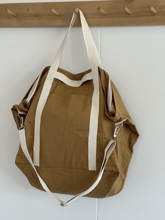 Bolso Bali con cierre Maíz