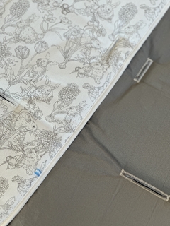 Colchoncito Reversible Conejitos + Tusor Gris