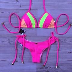 Biquini Cortininha Tricolor FID Rosa Neon - comprar online