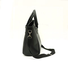 Cartera COFRE chica en internet