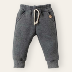 Pantalón frisa Tulum gris topo