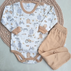 Body granja dulce de leche - Carcajada Ropa de Chicos