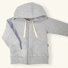 Campera elastizada BOMBAY gris melange