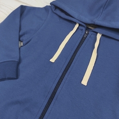 Campera elastizada BOMBAY azul marino en internet