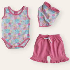 Trio con bandana rosa