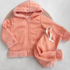 Campera París durazno en internet