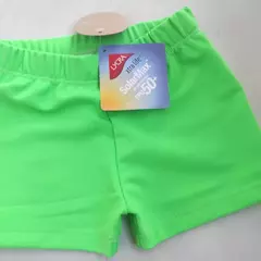 Short UV50 Verde talles 4 y 6 años en internet