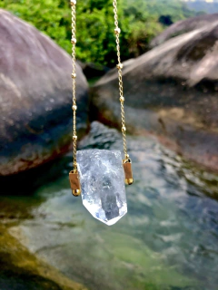 colar Lizi de cristal no banho de ouro 2
