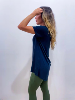 Camiseta Prana Preta na internet