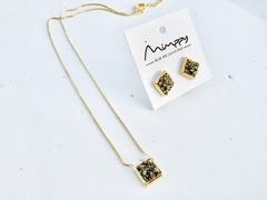 Brinco Krya Pirita Ouro - MIMPPY - Jóias em Prata e Semijóias | Acessórios Femininos com Cristal e Pedras Naturais