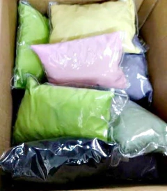 ALMOHADITA TELA COLOR CON BOLITAS DE TELGOPOR Y FUNDA PLASTICA - Art 100 - comprar online