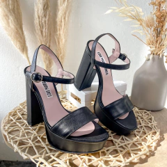 CHARO - comprar online