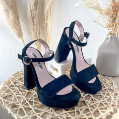 CHARO - Love María Bonita