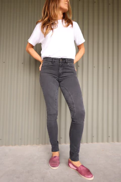 Pantalon Negro Clásico - comprar online