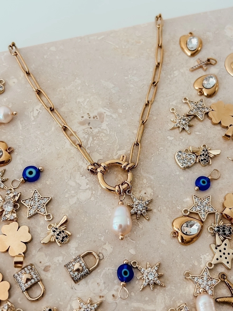 COLLAR BRIDGET (SIN DIJES. LOS CHARMS SE VENDEN POR SEPARADO)