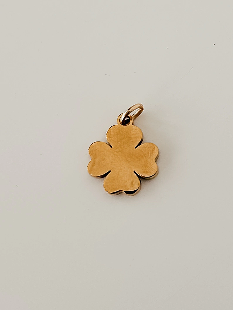 CHARM TREBOL