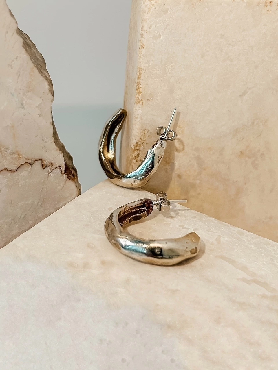 AROS ALAIA by PAULA VIDAL