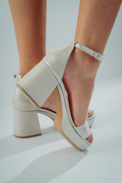 Sandalia Keep en internet