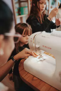 Box Kit 2 (Taller de bordado + creación de muñeco de Aguara Guazú) en internet