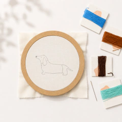 Kit principiantes. Perro salchicha + Video tutorial (QR) en internet