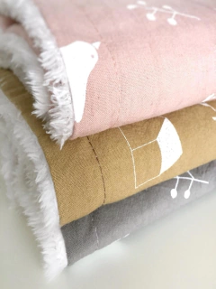 MANTA TUSSOR CON CORDERITO