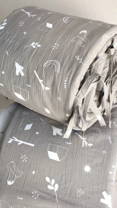 CHICHONERA NATURALEZA SOBRE GRIS ELEFANTE