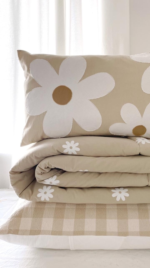 ACOLCHADO FLORES { varias medidas } - comprar online