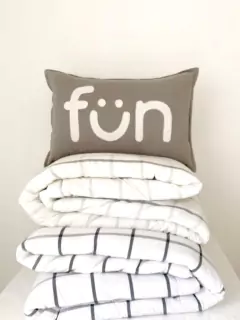 Almohadón FUN base gris - comprar online