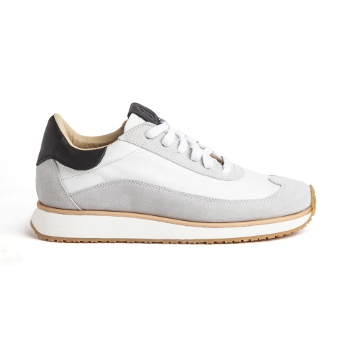 Zapatilla de cuero y gamuza